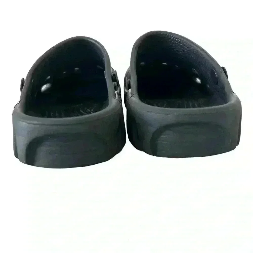 🦩Crocs Black Clogs Mens Size 7 Womens Size 9 sandals